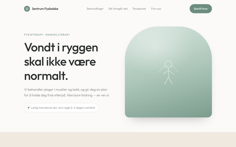 Forsiden til demoen Sentrum Fysikalske: salviegrønt, myke buer og en behandlingsliste med priser.